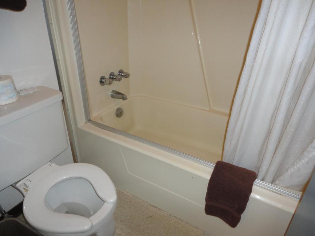 Springs Motor Inn Wainwright Chambre photo
