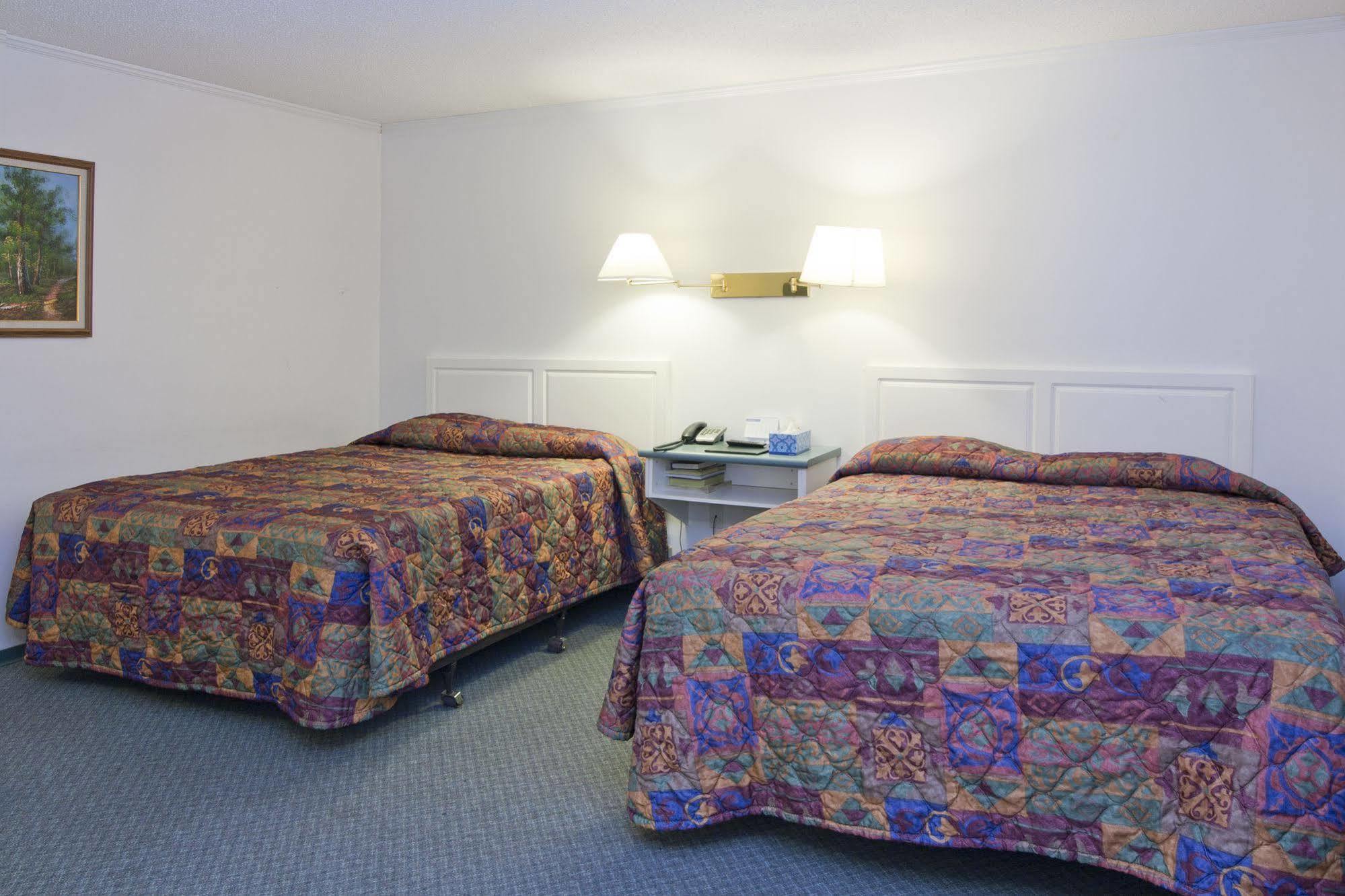 Springs Motor Inn Wainwright Extérieur photo